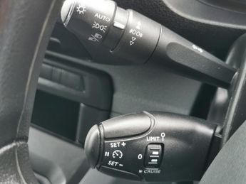 VAUXHALL VIVARO 1.5 Turbo D 2700 Sportive Panel Van 5dr Diesel Manual L1 H1 Euro