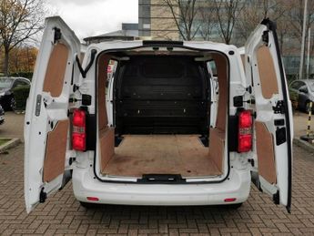 VAUXHALL VIVARO 1.5 Turbo D 2700 Sportive Panel Van 5dr Diesel Manual L1 H1 Euro