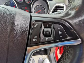 VAUXHALL MOKKA 1.6i Exclusiv SUV 5dr Petrol Manual 2WD Euro 6 (s/s) (115 ps)