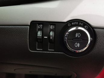 VAUXHALL MOKKA 1.6i Exclusiv SUV 5dr Petrol Manual 2WD Euro 6 (s/s) (115 ps)