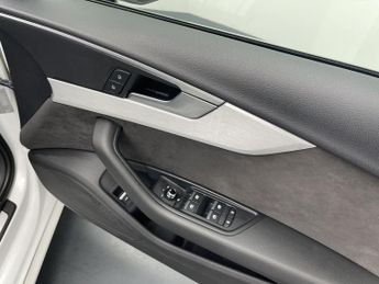 AUDI A4 AVANT 2.0 TFSI S line Estate 5dr Petrol S Tronic Euro 6 (s/s) (190 ps)