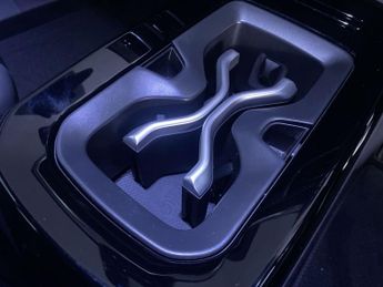 VOLKSWAGEN ID.4 Pure 52kWh Life SUV 5dr Electric Auto (148 ps)