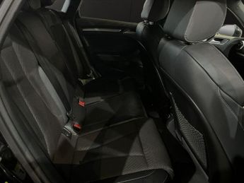 AUDI A3 1.5 TFSI CoD 35 Black Edition Saloon 4dr Petrol S Tronic Euro 6 
