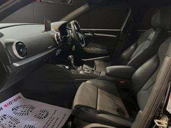 AUDI A3 1.5 TFSI CoD 35 Black Edition Saloon 4dr Petrol S Tronic Euro 6 