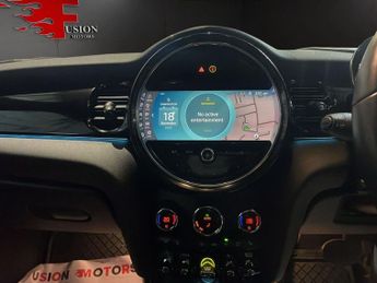 MINI Electric Hatch Cooper SE 32.6kWh Level 3 Hatchback 3dr Electric Auto (184 ps)