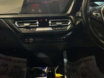 BMW 2 SERIES GRAN COUPE 1.5 218i Sport (LCP) Saloon 4dr Petrol DCT Euro 6 (s/s) (136 ps)