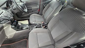 FORD FIESTA 1.0T EcoBoost Zetec Hatchback 5dr Petrol Powershift Euro 6 (100 