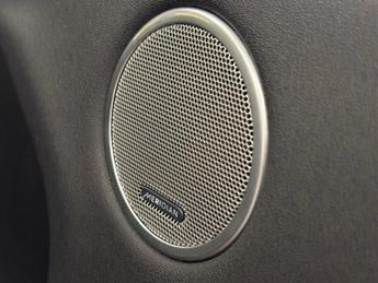 LAND ROVER RANGE ROVER EVOQUE 2.0 TD4 HSE Dynamic SUV 5 Door Diesel Automatic Red 4WD Euro 6 