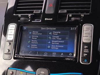 NISSAN LEAF 24kWh Acenta Hatchback 5dr Electric Auto (109 bhp)