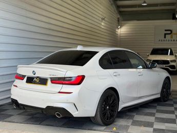 BMW 3 SERIES 2.0 330e 12kWh M Sport Saloon 4dr Petrol Plug-in Hybrid Auto Eur