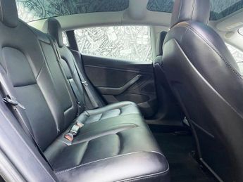 TESLA Model 3 (Dual Motor) Long Range Saloon 4dr Electric Auto 4WDE (346 ps)