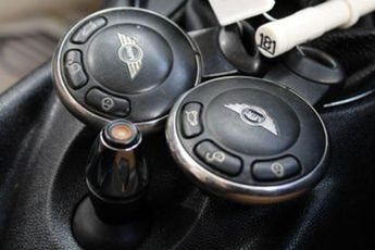 MINI HATCH 1.6 Cooper S Hatchback 3dr Petrol Steptronic Euro 5 (184 ps)