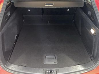 TOYOTA COROLLA 2.0 VVT-h GPF GR SPORT Touring Sports 5dr Petrol Hybrid CVT Euro