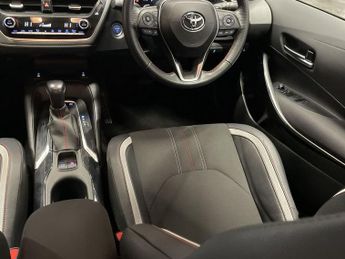 TOYOTA COROLLA 2.0 VVT-h GPF GR SPORT Touring Sports 5dr Petrol Hybrid CVT Euro