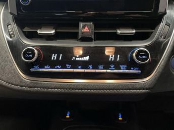 TOYOTA COROLLA 2.0 VVT-h GPF GR SPORT Touring Sports 5dr Petrol Hybrid CVT Euro