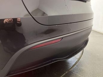 TESLA MODEL Y (Dual Motor) Long Range SUV 5dr Electric Auto 4WDE (384 bhp)