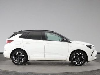 VAUXHALL GRANDLAND 1.5 Turbo D Ultimate SUV 5dr Diesel Auto Euro 6 (s/s) (130 ps)