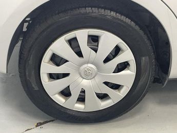 TOYOTA YARIS 1.0 VVT-i Active Hatchback 5dr Petrol Manual Euro 6 (72 ps) - AA