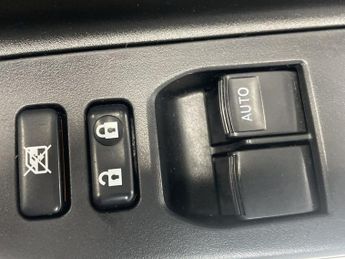 TOYOTA YARIS 1.0 VVT-i Active Hatchback 5dr Petrol Manual Euro 6 (72 ps) - AA