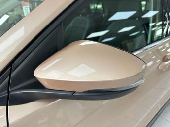 VOLKSWAGEN T-CROSS 1.0 TSI SEL SUV 5dr Petrol DSG Euro 6 (s/s) (115 ps)