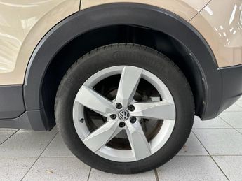 VOLKSWAGEN T-CROSS 1.0 TSI SEL SUV 5dr Petrol DSG Euro 6 (s/s) (115 ps)