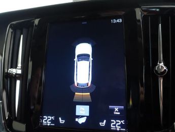 VOLVO V90 2.0 T4 GPF Momentum Estate 5dr Petrol Auto Euro 6 (s/s) (190 ps)