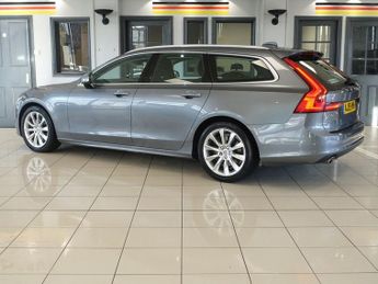 VOLVO V90 2.0 T4 GPF Momentum Estate 5dr Petrol Auto Euro 6 (s/s) (190 ps)
