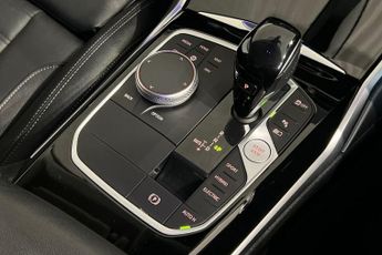 BMW 3 SERIES 2.0 330e 12kWh Sport Pro Saloon 4dr Petrol Plug-in Hybrid Auto E