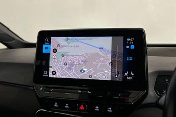 VOLKSWAGEN ID.3 Pro Performance 58kWh Life Hatchback 5dr Electric Auto (204 ps) 