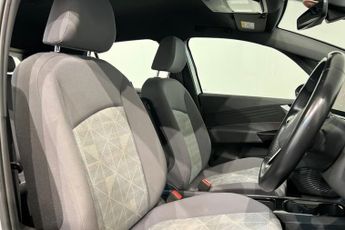 VOLKSWAGEN ID.3 Pro Performance 58kWh Life Hatchback 5dr Electric Auto (204 ps) 