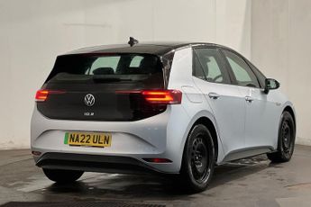 VOLKSWAGEN ID.3 Pro Performance 58kWh Life Hatchback 5dr Electric Auto (204 ps) 