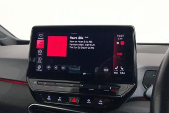 VOLKSWAGEN ID.3 Pro Performance 58kWh Life Hatchback 5dr Electric Auto (204 ps) 