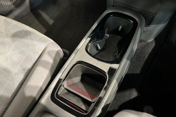 VOLKSWAGEN ID.3 Pro Performance 58kWh Life Hatchback 5dr Electric Auto (204 ps) 