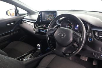 TOYOTA C-HR 1.8 VVT-h Design CVT Euro 6 (s/s) 5dr