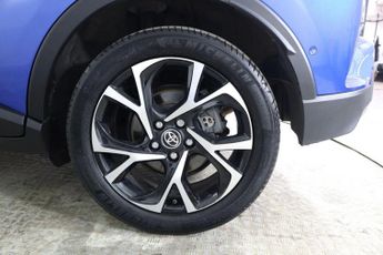 TOYOTA C-HR 1.8 VVT-h Design CVT Euro 6 (s/s) 5dr