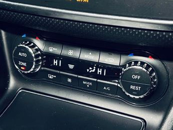 MERCEDES-BENZ A-CLASS 2.1 A200d AMG Line (Premium Plus) Hatchback 5dr Diesel 7G-DCT Eu