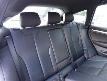 BMW 3 SERIES GRAN TURISMO 3.0 330d M Sport GT 5dr Diesel Auto Euro 6 (s/s) (258 ps)