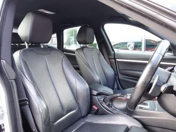 BMW 3 SERIES GRAN TURISMO 3.0 330d M Sport GT 5dr Diesel Auto Euro 6 (s/s) (258 ps)