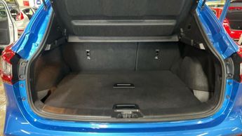 NISSAN QASHQAI 1.3 DIG-T N-Connecta SUV 5dr Petrol DCT Auto Euro 6 (s/s) (160 p