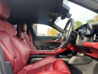 PORSCHE TAYCAN Performance Plus 93.4kWh Turbo S Saloon 4dr Electric Auto 4WD (7