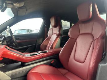 PORSCHE TAYCAN Performance Plus 93.4kWh Turbo S Saloon 4dr Electric Auto 4WD (7