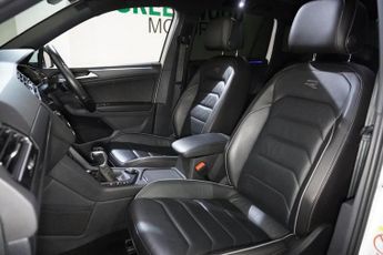 VOLKSWAGEN TIGUAN 2.0 TDI R-Line SUV 5dr Diesel DSG 4Motion Euro 6 (s/s) (200 ps)