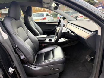 TESLA MODEL Y (Dual Motor) Long Range SUV 5dr Electric Auto 4WDE (384 bhp)