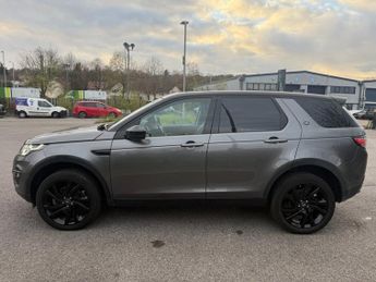 LAND ROVER DISCOVERY SPORT 2.0 TD4 HSE Black SUV 5dr Diesel Auto 4WD Euro 6 (s/s) (180 ps)