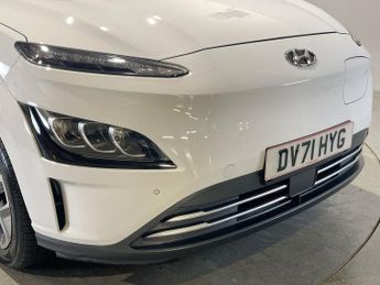 HYUNDAI KONA 64kWh Premium SUV 5dr Electric Auto (10.5kW Charger) (204 ps)
