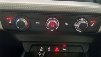 AUDI A1 1.0 TFSI 25 S line Sportback 5dr Petrol S Tronic Euro 6 (s/s) (9