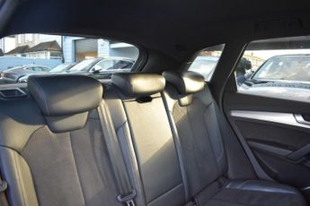 AUDI Q5 2.0 TDI 40 S line Diesel S Tronic quattro 190 ps 22" ALLOYS APPL