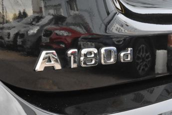 MERCEDES-BENZ A-CLASS 1.5 A180d AMG Line (Premium) Hatchback 5dr Diesel 7G-DCT Euro 6 