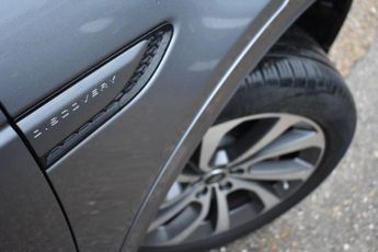 LAND ROVER DISCOVERY SPORT 2.0 D240 MHEV R-Dynamic HSE AUTO 4WD | 1 FORMER OWNER | SERVICE 