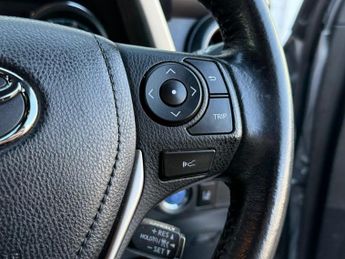 TOYOTA RAV4 2.5 VVT-h Excel SUV 5dr Petrol Hybrid CVT 4WD Euro 6 (s/s) (Safe